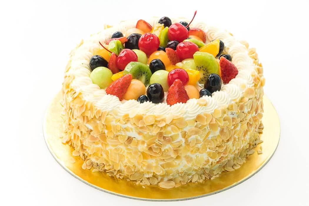 Декор торту фруктами | Торт на замовлення у Львові